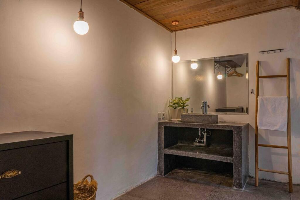 Berawa Canggu Stylish Joglo 3 Bedrooms Private Villa With Private Pool Екстериор снимка