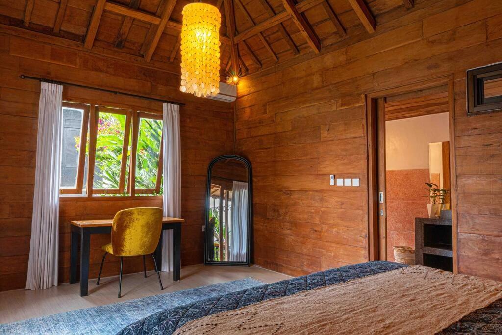 Berawa Canggu Stylish Joglo 3 Bedrooms Private Villa With Private Pool Екстериор снимка